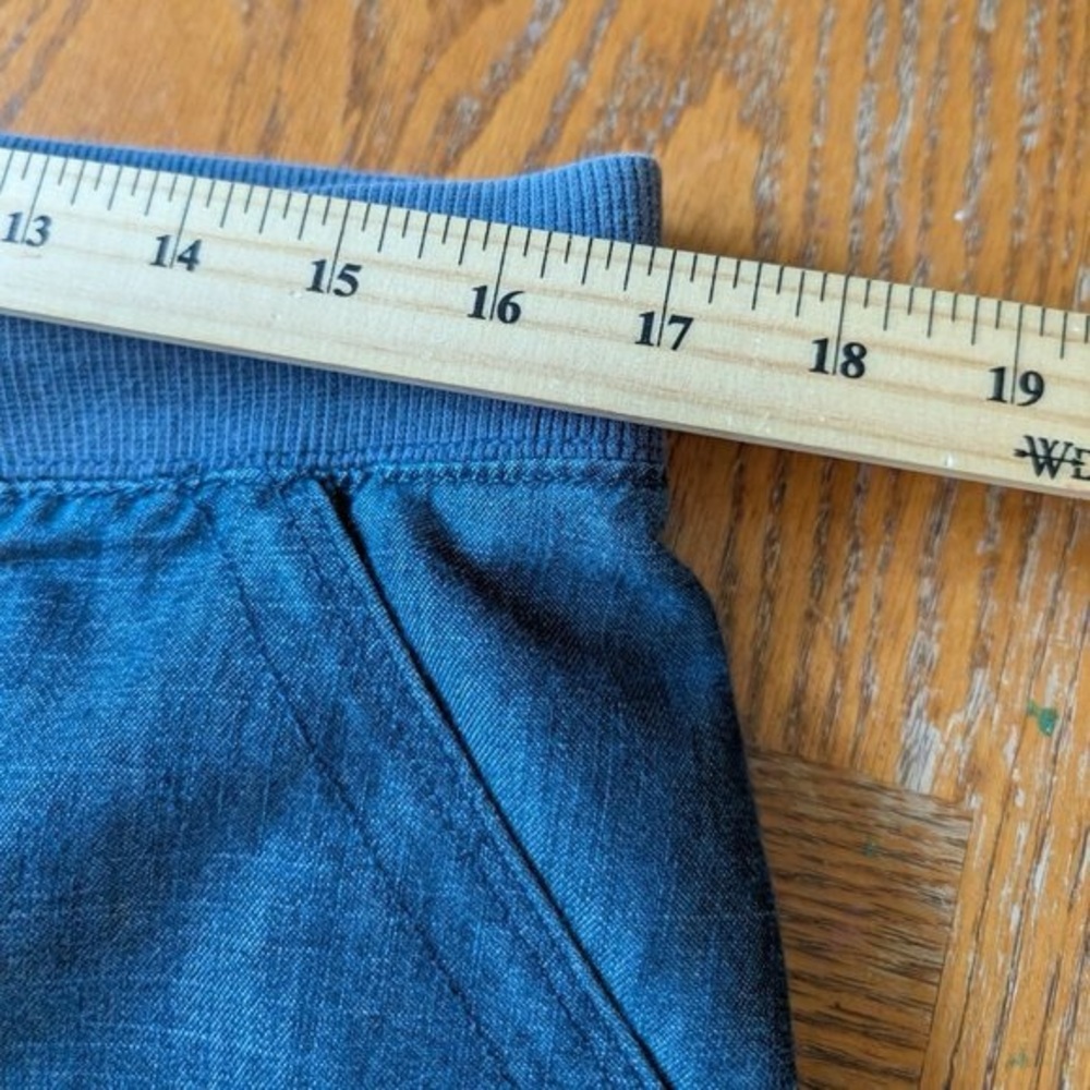 Lee Capri Natural Fit Just Below the waist Demin Cropped Cargo Straight Legs - Picture 5 of 9